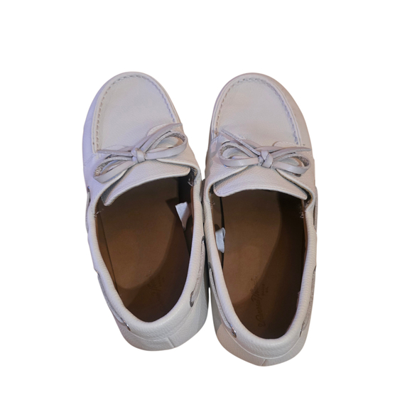 Old Money Quiet Luxury White Textured Loafer Size 8 - Picture 3 of 7